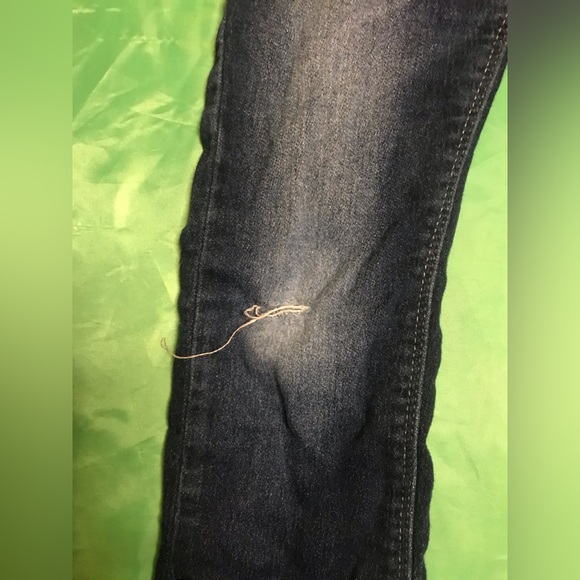 Levi’s Boy’s Dark Wash Pull-on Drawstring Jeans Size 5 Regular - Picture 2 of 5